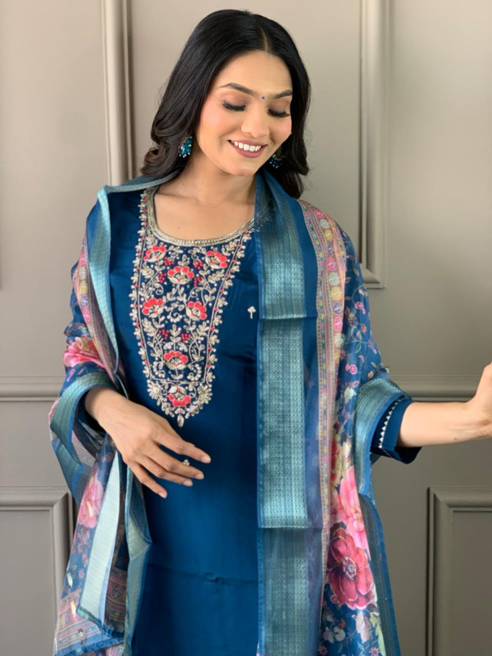 Women Embroidered Chanderi  SILK  kurta set