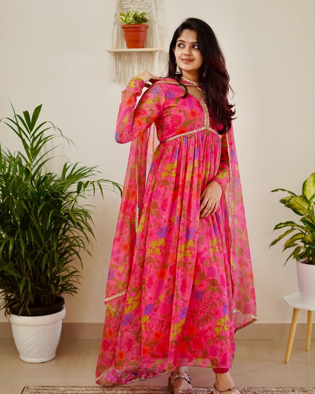Woman Flower Print Kurta Set